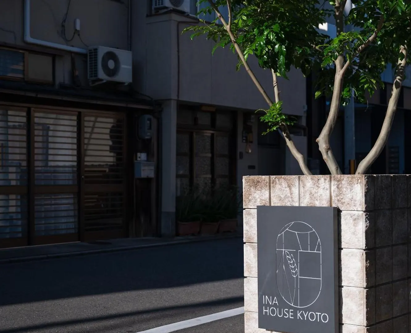 京都川House二条城 アパートホテル